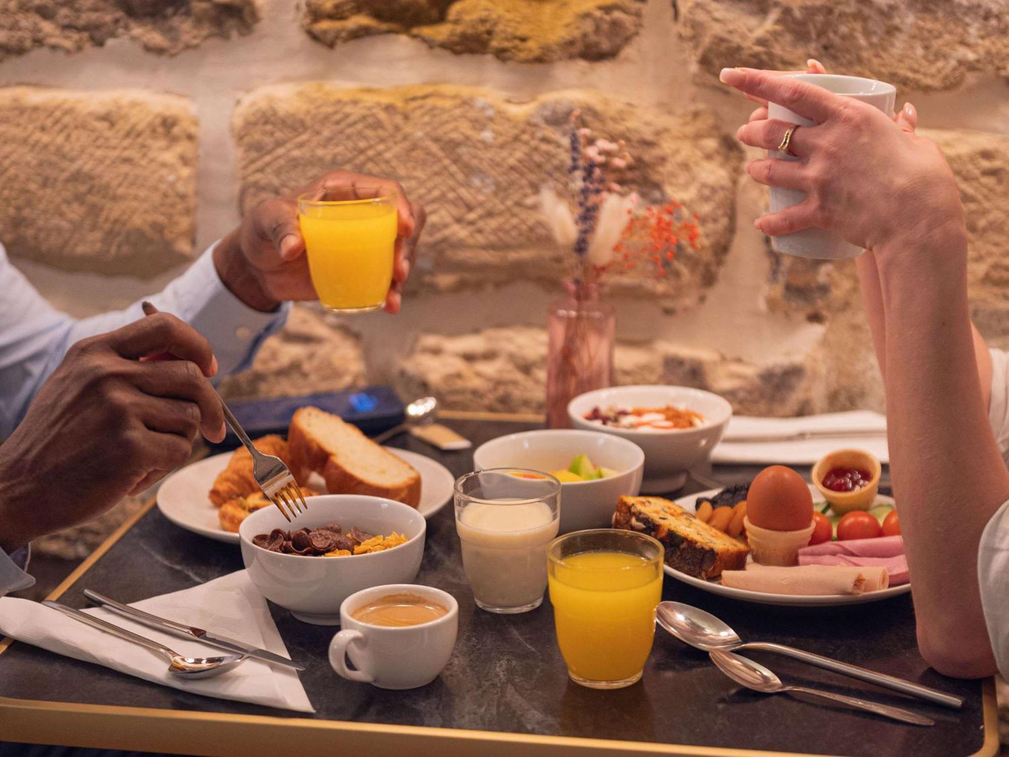 Ibis Styles Paris Batignolles Hotel Luaran gambar